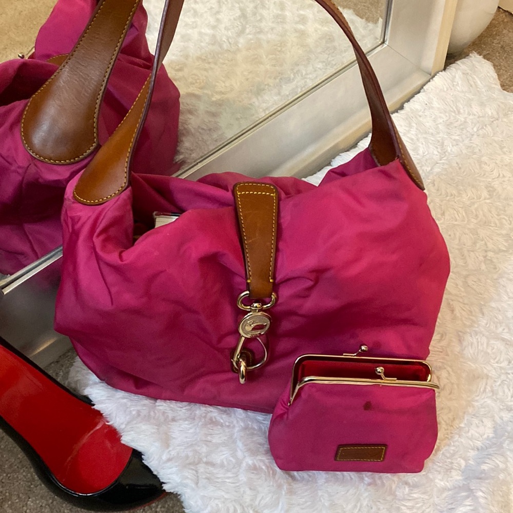 Dooney & Bourke